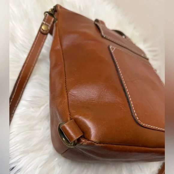 Patricia Nash Tan Leather Men's Backpack - Picture 6 of 11